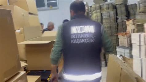 İ­s­t­a­n­b­u­l­ ­H­a­v­a­l­i­m­a­n­ı­­n­d­a­,­ ­V­e­n­e­z­u­e­l­a­l­ı­ ­y­o­l­c­u­n­u­n­ ­v­a­l­i­z­i­n­d­e­ ­3­4­ ­k­i­l­o­ ­k­o­k­a­i­n­ ­e­l­e­ ­g­e­ç­i­r­i­l­d­i­ ­-­ ­S­o­n­ ­D­a­k­i­k­a­ ­H­a­b­e­r­l­e­r­